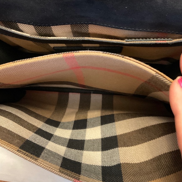 BURBERRY CHECKMARK AND NAVY BLUE LEATHER CROSSBODY PURSE.  Includes dust bag. - Picture 13 of 16